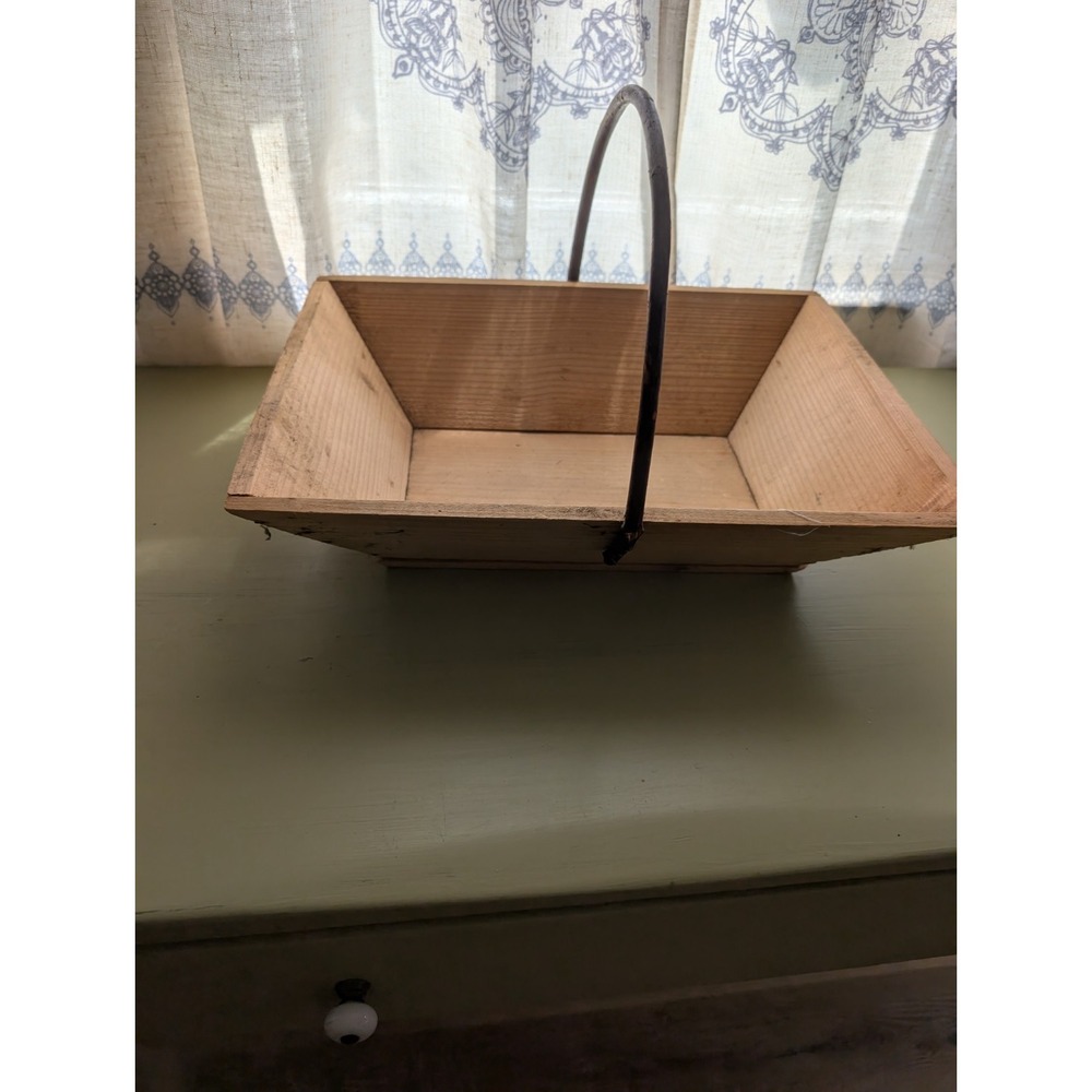 Williams Sonoma Grande Cuisine Wooden Garden Trug Harvest Basket‎ Twig Handle